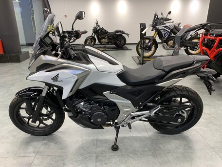 2024 Honda NC 750X, белый, 1050000 рублей, вид 2