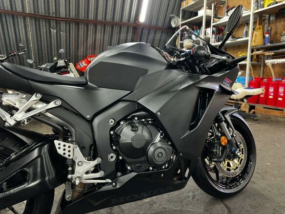 2023 Honda CBR 600RR, чёрный, 1320000 рублей - вид 33