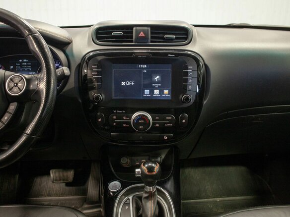 2016 Kia Soul II Рестайлинг, белый, 1560000 рублей - вид 28