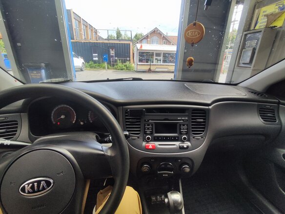 2011 Kia Rio II Рестайлинг, серый, 770000 рублей - вид 4