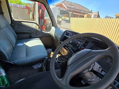 2002 Fuso (Mitsubishi) Canter, белый, 1600000 рублей, вид 2