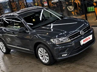 2017 Volkswagen Tiguan II, серый, 2050000 рублей, вид 5