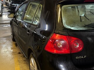 2006 Volkswagen Golf V, чёрный, 300000 рублей, вид 5