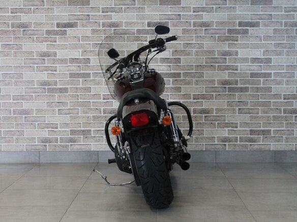 2008 Harley-Davidson Fat Bob, пурпурный, 802000 рублей