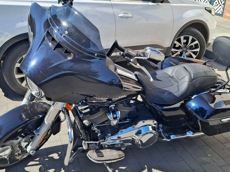 2020 Harley-Davidson Street Glide, чёрный, 1600000 рублей, вид 1