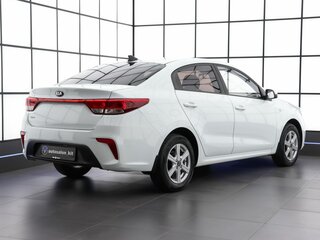 2018 Kia Rio IV, белый, 1430000 рублей, вид 4