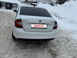 2018 Skoda Rapid I Рестайлинг, белый, 1250000 рублей, вид 3