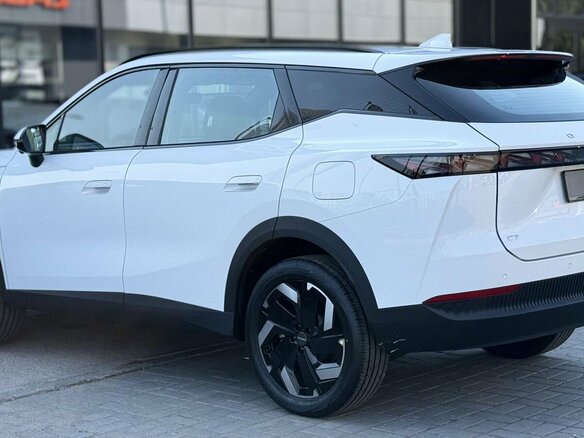 2026 Omoda C7, белый - вид 6