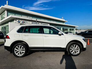 2017 Volkswagen Tiguan II, белый, 2999000 рублей, вид 4