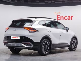 2023 Kia Sportage V, белый, 2690000 рублей, вид 3