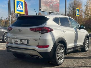2017 Hyundai Tucson III, серый, 2150000 рублей, вид 5