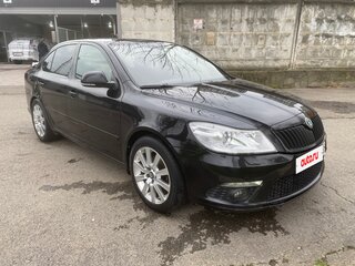 2011 Skoda Octavia II (A5) Рестайлинг, чёрный, 800000 рублей, вид 3