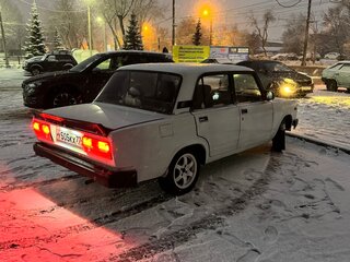 2002 Lada (ВАЗ) 2107, белый, 150000 рублей, вид 3