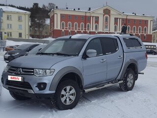 2013 Mitsubishi L200 IV Рестайлинг, серебристый, 1810000 рублей, вид 1