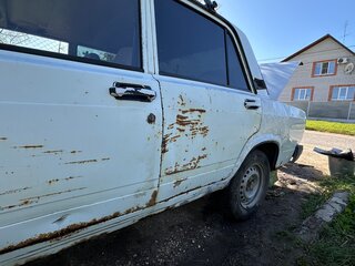 2006 Lada (ВАЗ) 2107, белый, 85000 рублей, вид 3