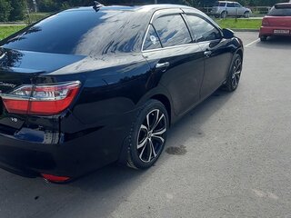 2016 Toyota Camry VII (XV50) Рестайлинг, чёрный, 2450000 рублей, вид 2