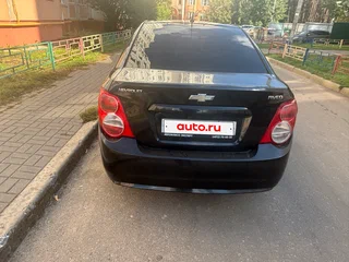 2013 Chevrolet Aveo II, чёрный, 370000 рублей, вид 3