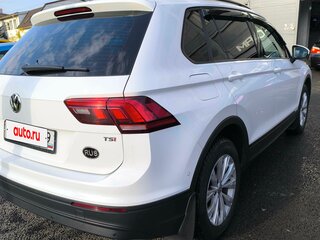 2017 Volkswagen Tiguan II, белый, 2400000 рублей, вид 5