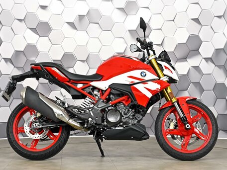 2023 BMW G 310 R, красный, 517000 рублей, вид 3