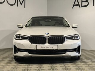 2020 BMW 5 серии 520d VII (G30/G31/G38) Рестайлинг, белый, 3830000 рублей, вид 3