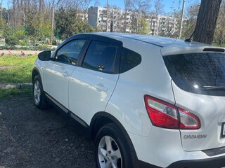 2011 Nissan Qashqai I Рестайлинг, белый, 1130000 рублей, вид 2