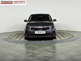 2021 Kia Rio IV Рестайлинг, серый, 1747000 рублей, вид 2