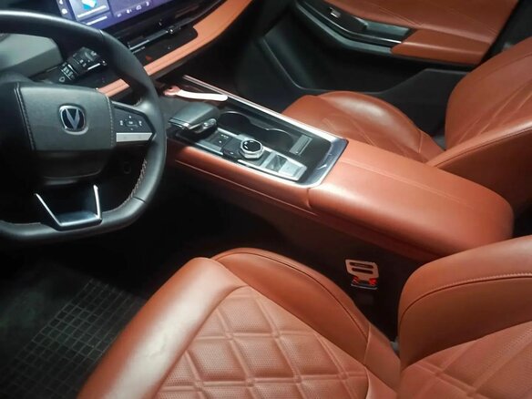 2024 Changan CS55 Plus II Рестайлинг, серый, 2400000 рублей - вид 9