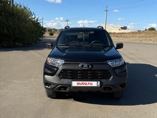 2023 Lada (ВАЗ) Niva Travel I, чёрный, 1100000 рублей, вид 3