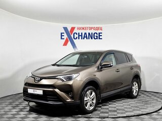 2017 Toyota RAV4 IV (XA40) Рестайлинг, коричневый, 2148000 рублей, вид 1