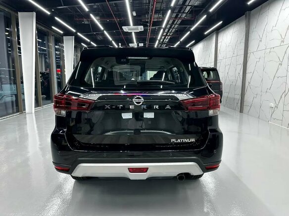 2025 Nissan X-Terra, чёрный, 6960000 рублей - вид 3