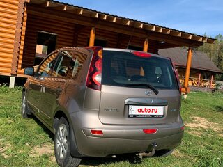 2011 Nissan Note I Рестайлинг, коричневый, 600000 рублей, вид 4