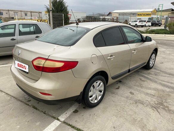 2010 Renault Fluence I, бежевый, 610000 рублей - вид 3