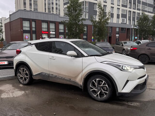 2021 Toyota C-HR I Рестайлинг, белый, 2699000 рублей, вид 3