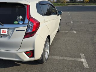 2016 Honda Fit III, белый, 1080000 рублей, вид 3