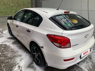 2011 Chevrolet Cruze I, белый, 590000 рублей, вид 4