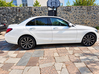 2019 Mercedes-Benz C-Класс 200 IV (W205) Рестайлинг, белый, 2999000 рублей, вид 3