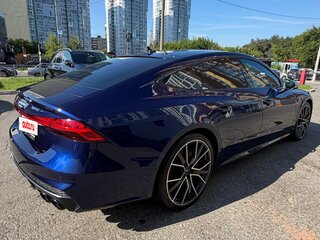 2020 Audi S7 II (4K), синий, 6750000 рублей, вид 4