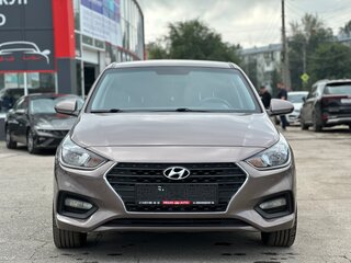 2018 Hyundai Solaris II, коричневый, 929000 рублей, вид 2