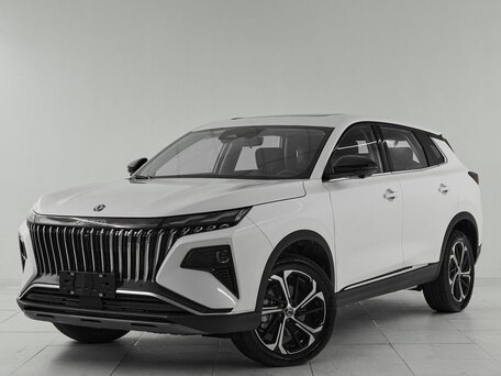 Dongfeng Huge