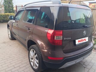 2014 Skoda Yeti I Рестайлинг, коричневый, 999999 рублей, вид 5
