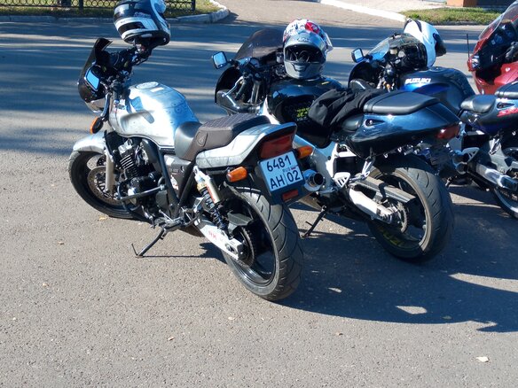1996 Honda CB 400 Super Four, серебристый, 280000 рублей - вид 7