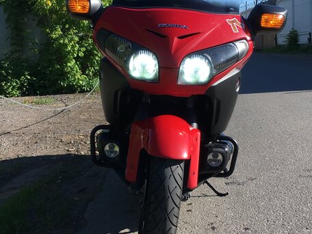 2013 Honda GL 1800 Gold Wing, красный, 999000 рублей, вид 2