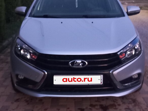 2016 Lada (ВАЗ) Vesta I, серебристый, 840000 рублей - вид 2