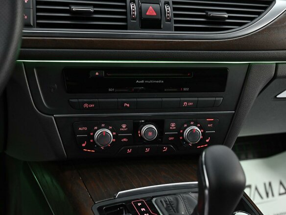 2015 Audi A6 IV (C7) Рестайлинг, белый, 1675000 рублей - вид 17