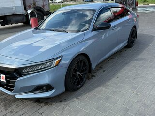 2021 Honda Accord X Рестайлинг, серебристый, 1800000 рублей, вид 1
