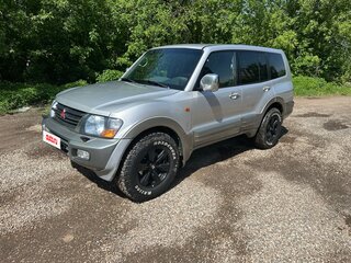 2001 Mitsubishi Pajero III, серый, 1000000 рублей, вид 1
