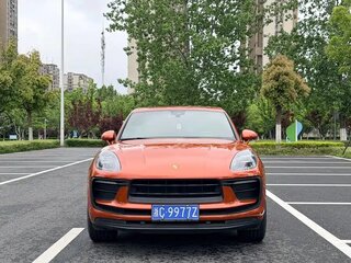 2022 Porsche Macan I Рестайлинг 2, жёлтый, 5402000 рублей, вид 2