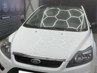 2008 Ford Focus II Рестайлинг, белый, 300000 рублей, вид 2