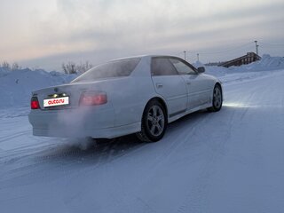 2001 Toyota Chaser VI (X100) Рестайлинг, белый, 650000 рублей, вид 5