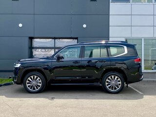 2025 Toyota Land Cruiser 300 Series, чёрный, 16000000 рублей, вид 4